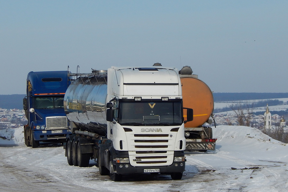 Краснодарский край, № Е 211 РХ 123 — Scania ('2004) R420