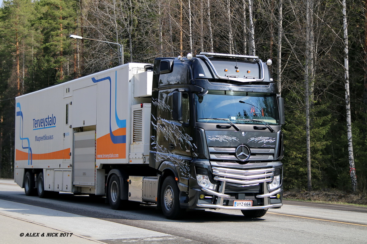 Финляндия, № UYZ-664 — Mercedes-Benz Actros ('2011) 1851