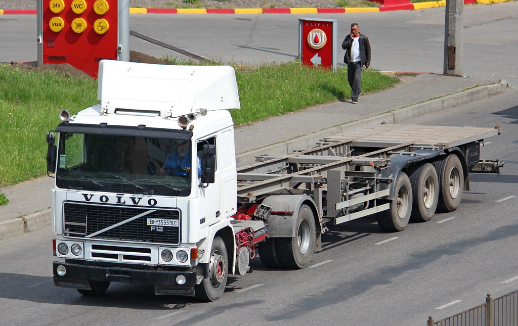 Одесская область, № ВН 3555 АС — Volvo ('1977) F12