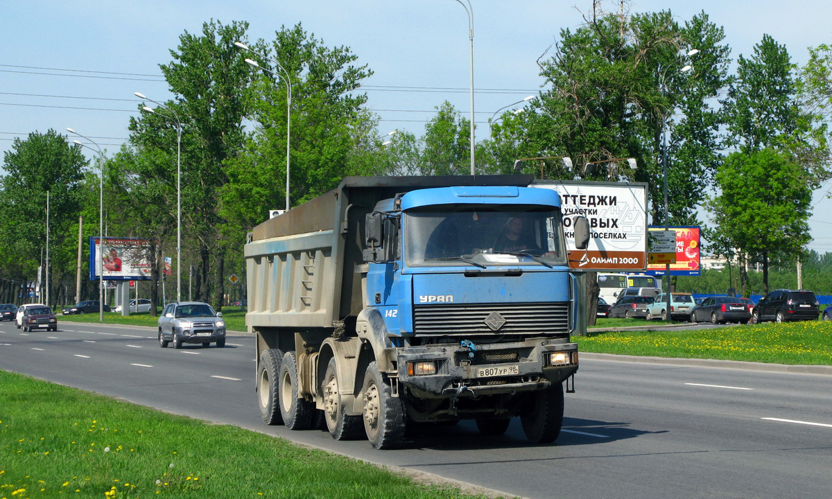 Санкт-Петербург, № В 807 УР 98 — Урал-6563