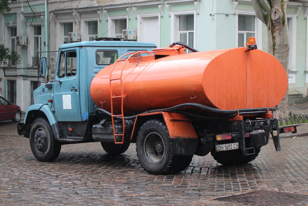 Одесская область, № ВН 1693 СІ — ЗИЛ-432921