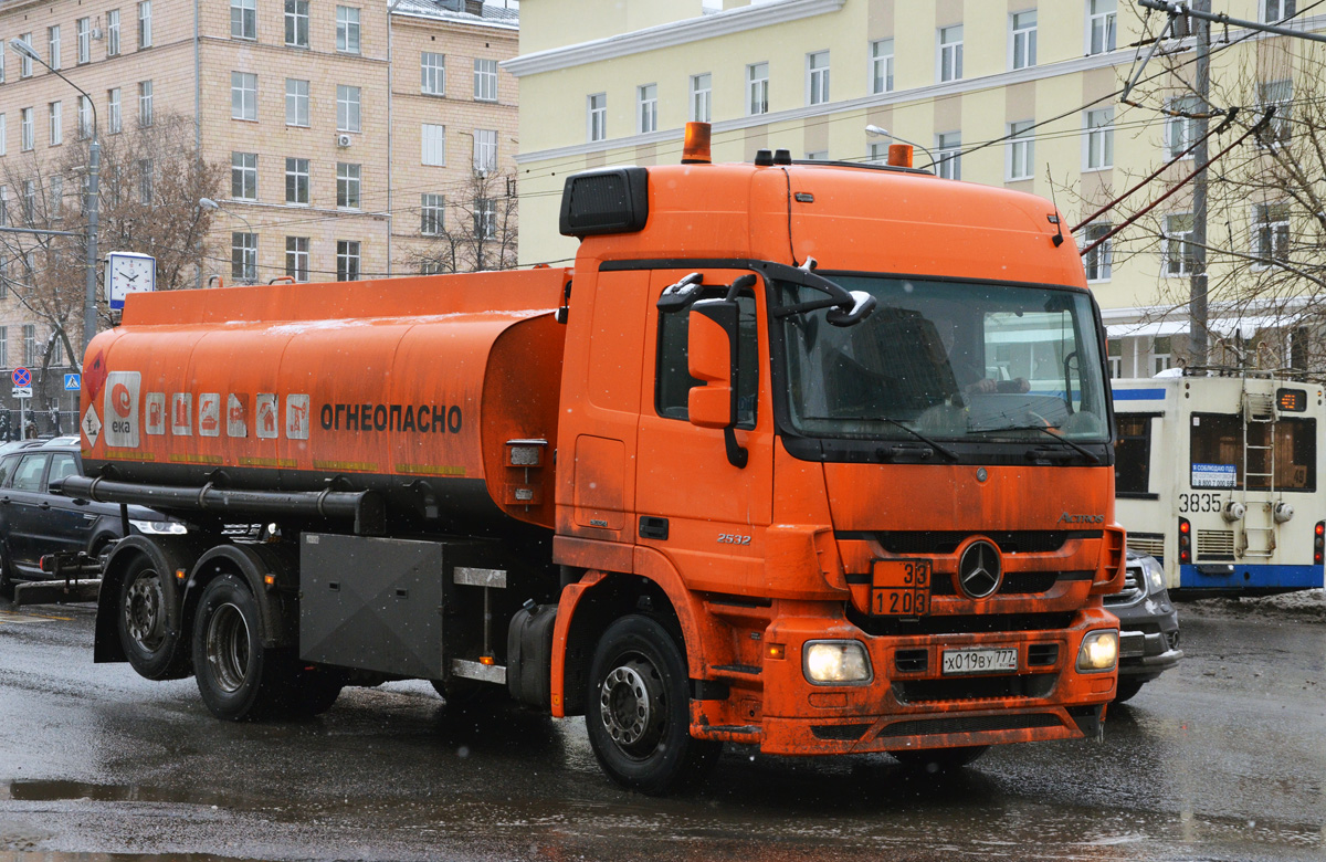 Москва, № Х 019 ВУ 777 — Mercedes-Benz Actros ('2003) 2532