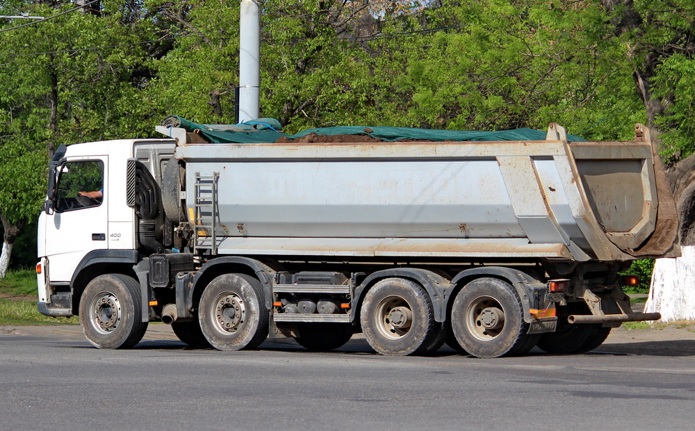 Одесская область, № ВН 4697 СМ — Volvo ('2002) FM12.400