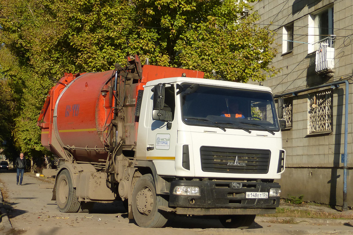 Волгоградская область, № В 148 ЕТ 134 — МАЗ-5340B2