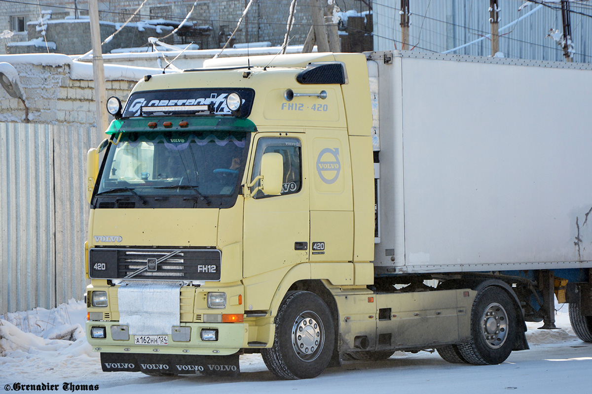 Красноярский край, № А 162 НН 124 — Volvo ('1993) FH12.420