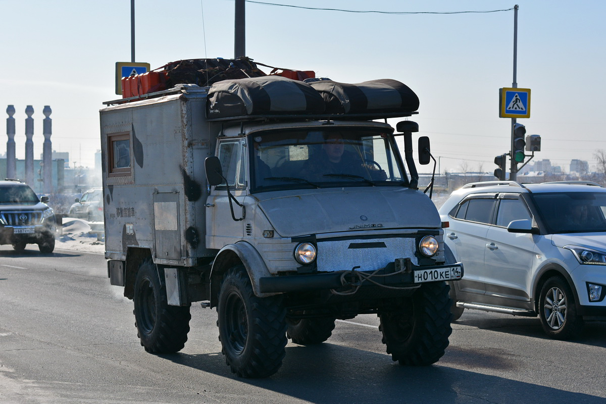 Саха (Якутия), № Н 010 КЕ 14 — Mercedes-Benz Unimog (общ.м)