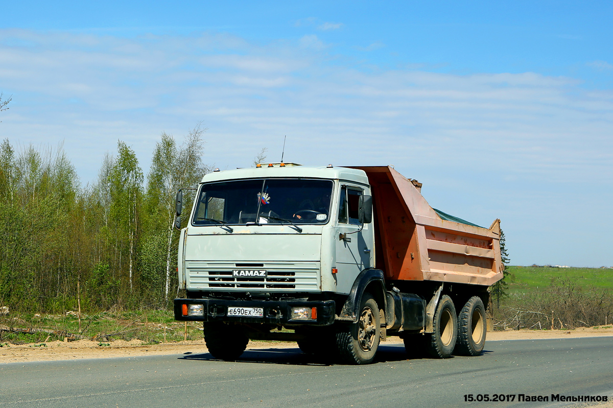 Московская область, № Е 690 ЕХ 750 — КамАЗ-55111 (общая модель)