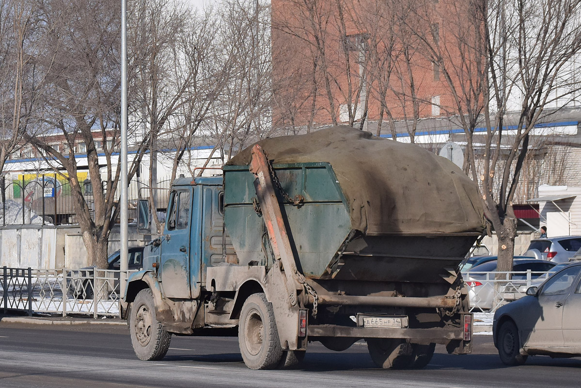 Волгоградская область, № А 665 НР 34 — ЗИЛ-432932