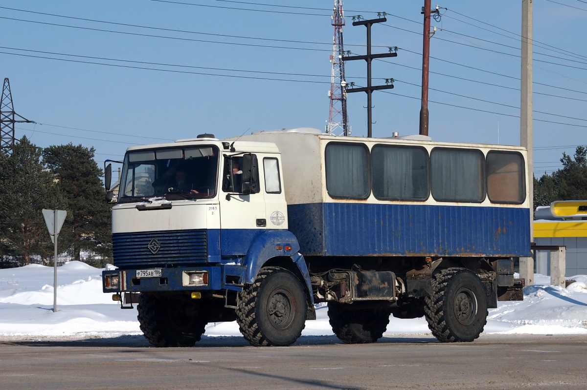 Ханты-Мансийский автоном.округ, № Р 795 АВ 186 — Урал-32552-59