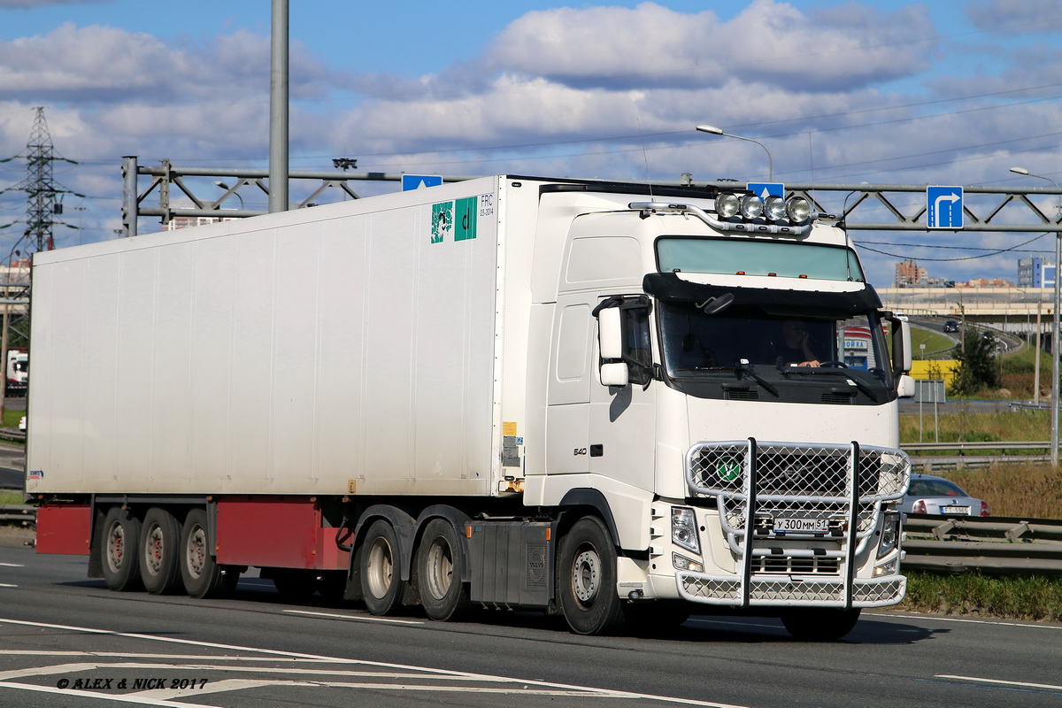 Мурманская область, № У 300 ММ 51 — Volvo ('2008) FH.540