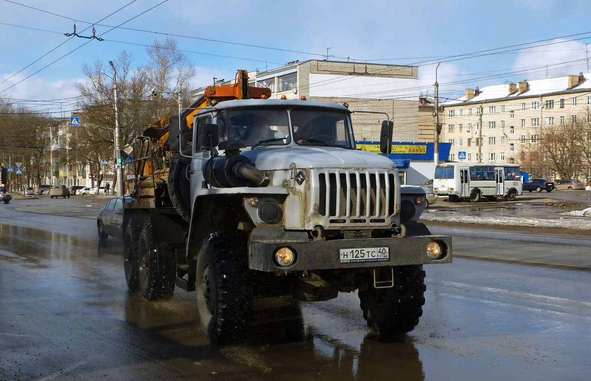 Калужская область, № Н 125 ТС 40 — Урал-4320-61