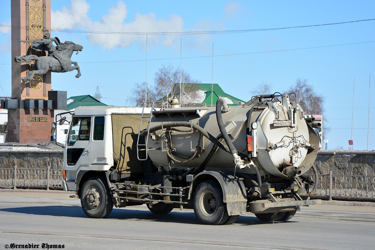 Саха (Якутия), № М 642 СС 14 — Mitsubishi Fuso Fighter