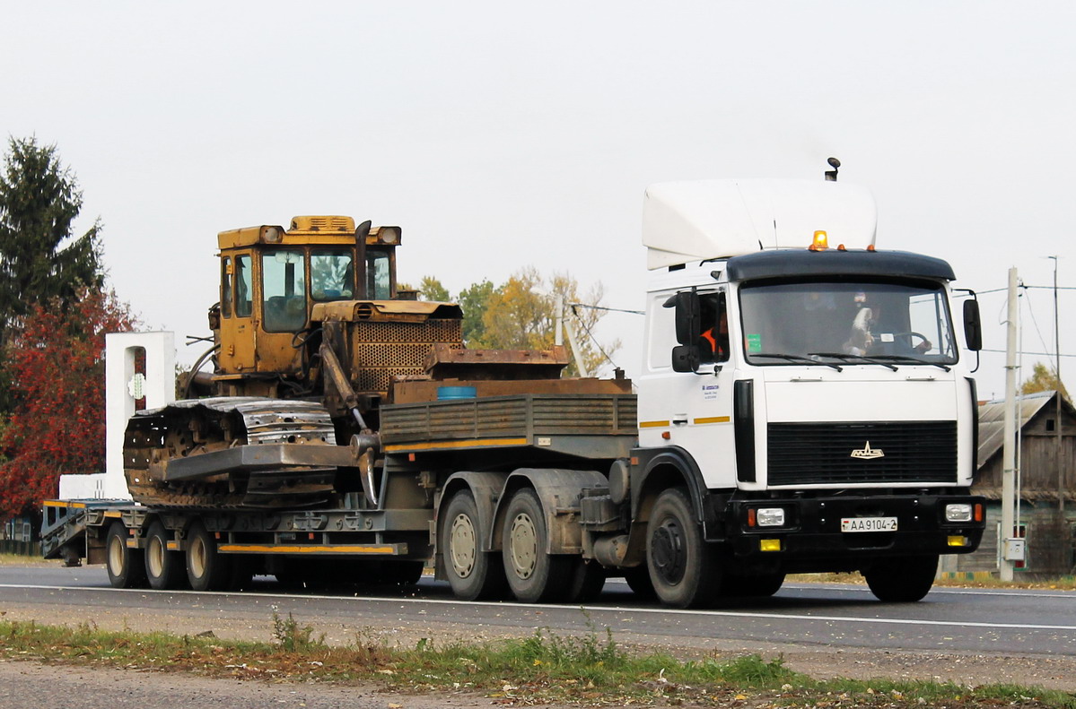 Витебская область, № АА 9104-2 — МАЗ-6422 (общая модель); Витебская область, № (BY-2) Б/Н СТ 0039 — Т-170Б