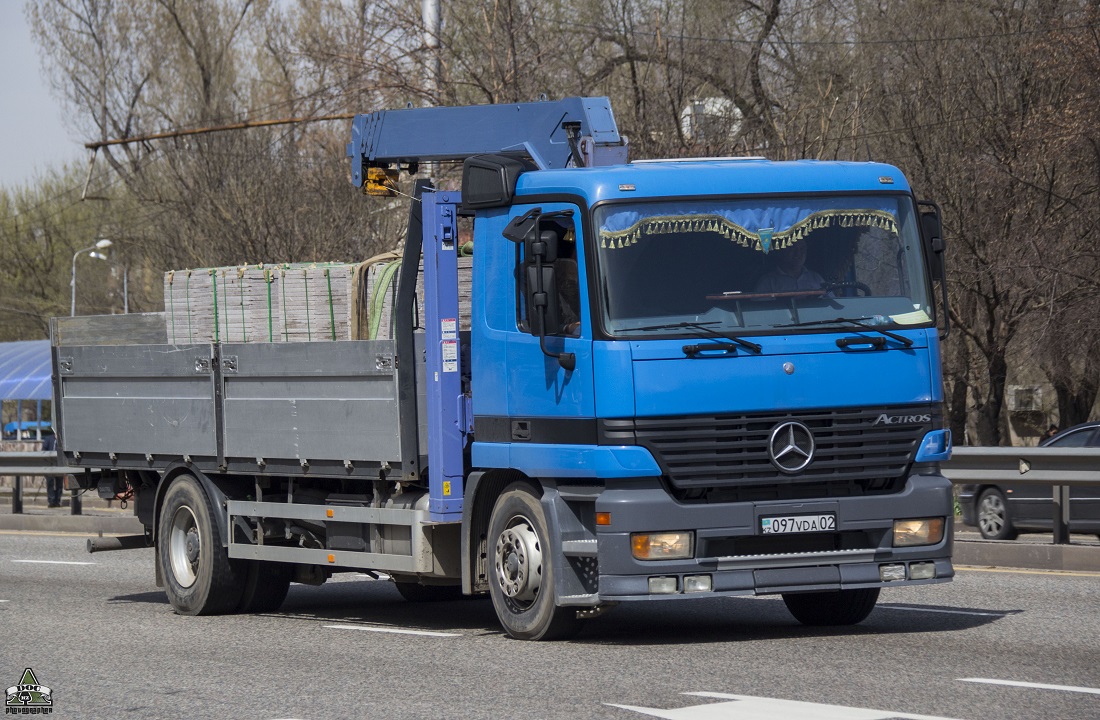 Алматы, № 097 VDA 02 — Mercedes-Benz Actros ('1997) 1840