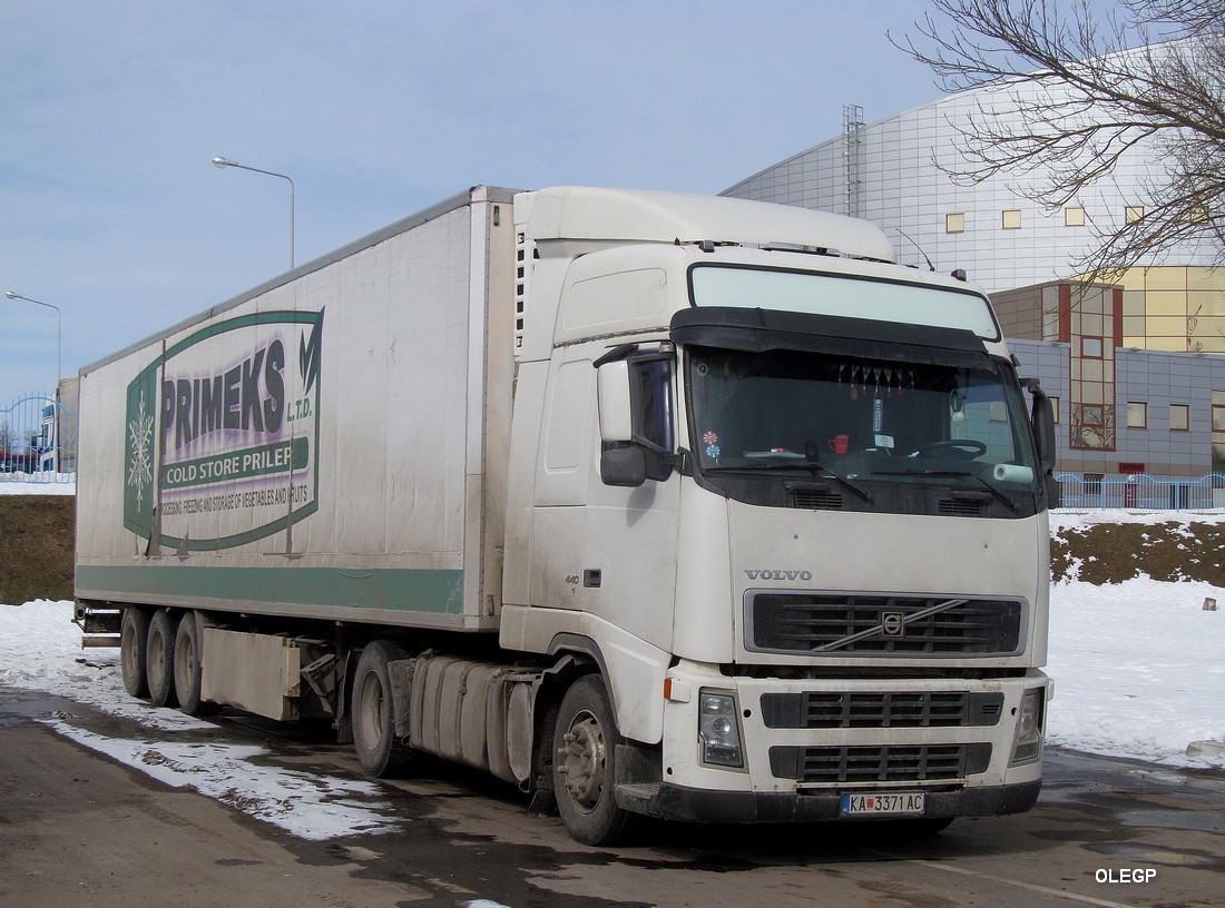 Северная Македония, № KA 3371 AC — Volvo ('2002) FH12.440