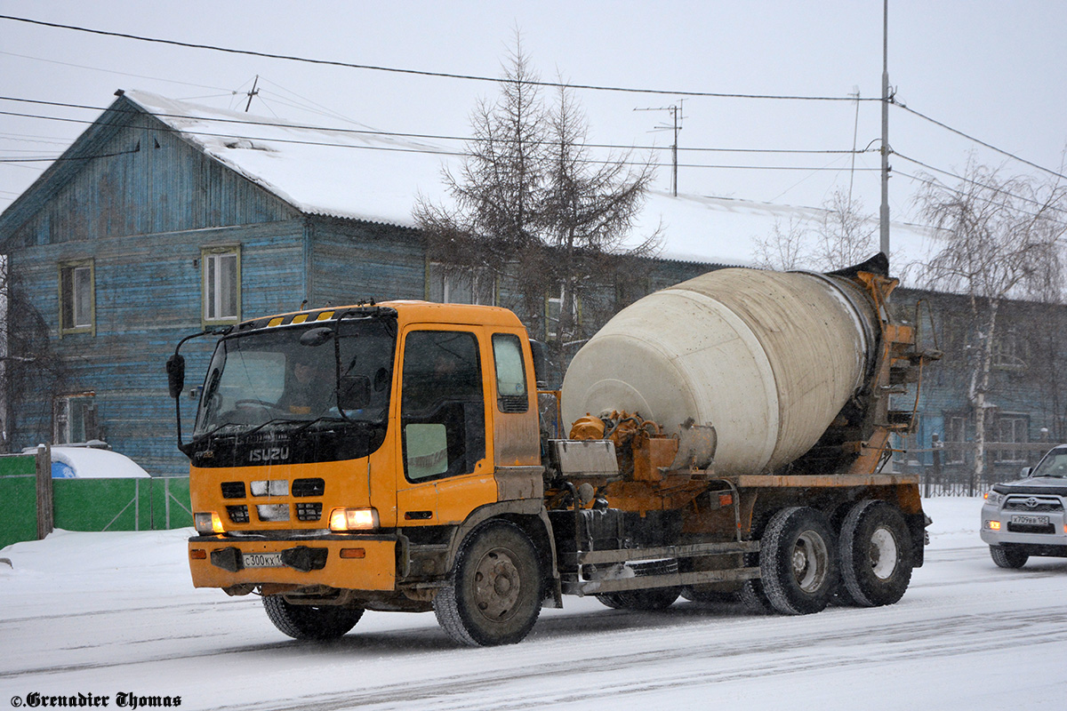 Саха (Якутия), № С 300 КХ 14 — Isuzu Giga (общая модель)