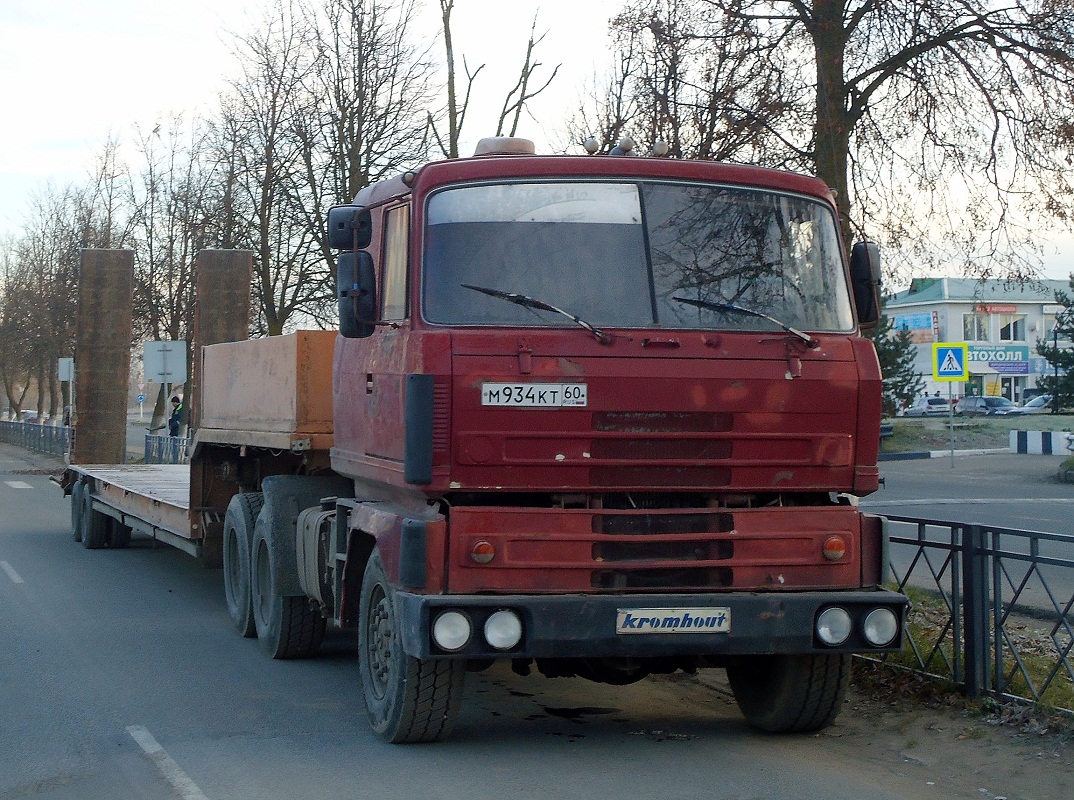 Псковская область, № М 934 КТ 60 — Tatra 815 S1