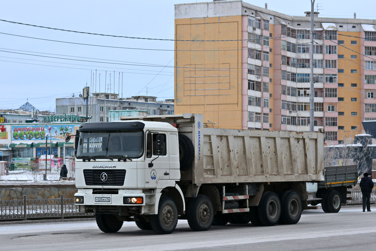 Саха (Якутия), № У 225 КО 14 — Shaanxi Shacman F2000 SX331x