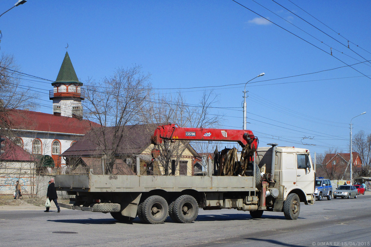 Волгоградская область, № С 889 ВВ 34 — МАЗ (общая модель)