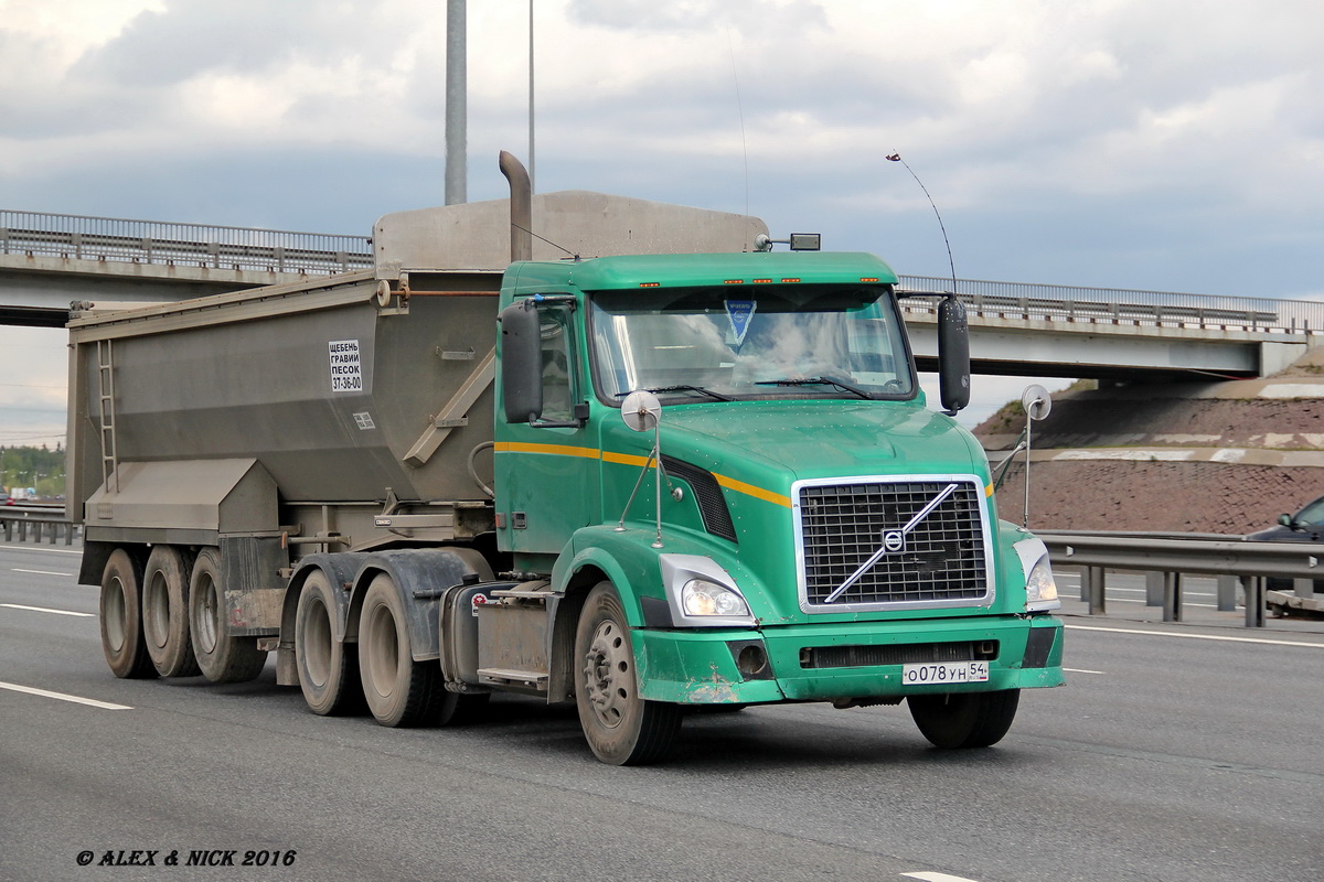 Новосибирская область, № О 078 УН 54 — Volvo VNL300