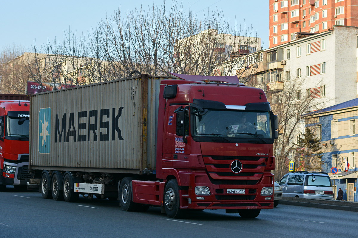 Приморский край, № Н 348 АО 125 — Mercedes-Benz Actros ('2009) 1841