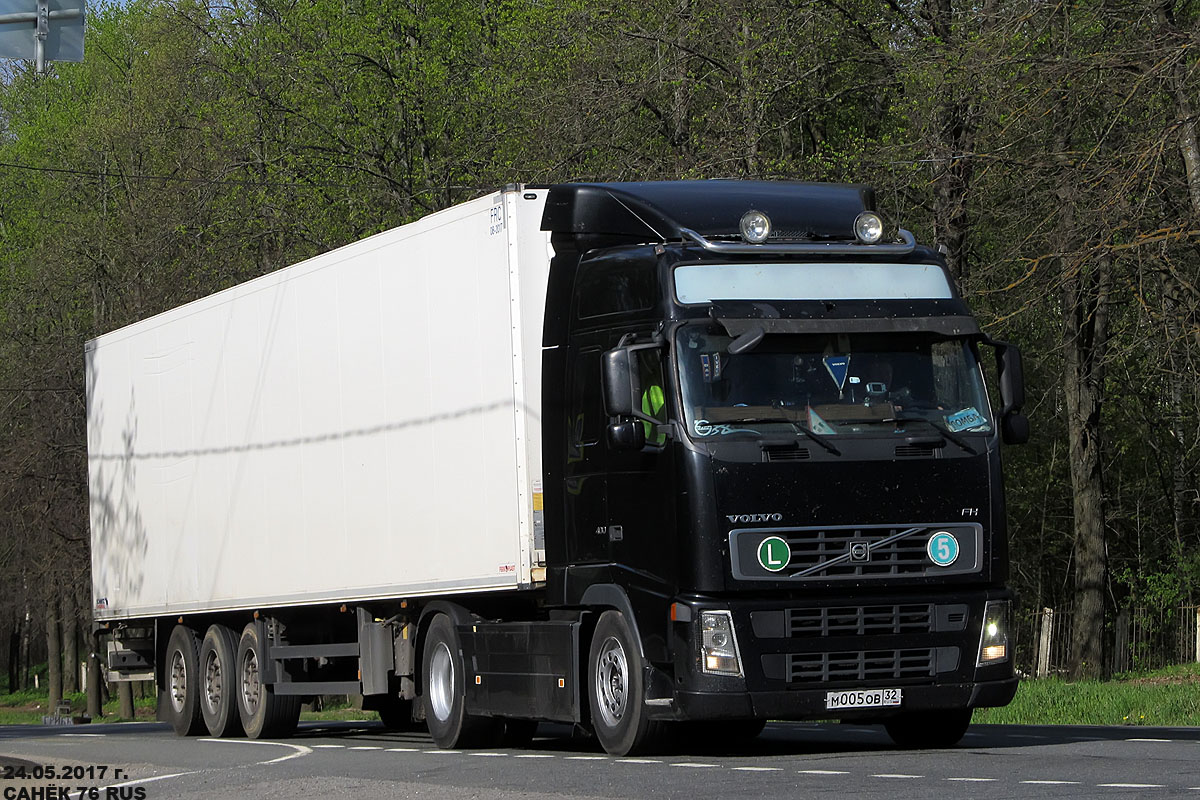 Брянская область, № М 005 ОВ 32 — Volvo ('2002) FH12.400