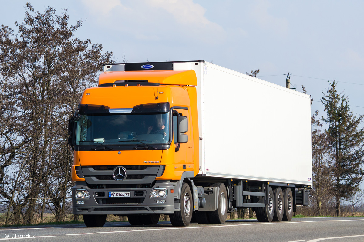 Киевская область, № АА 0966 РТ — Mercedes-Benz Actros ('2009) 1841