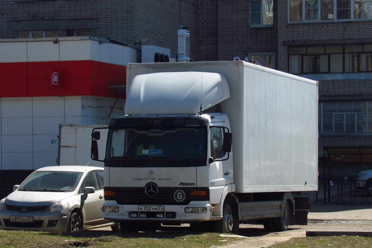 Ивановская область, № А 702 УМ 37 — Mercedes-Benz Atego 815