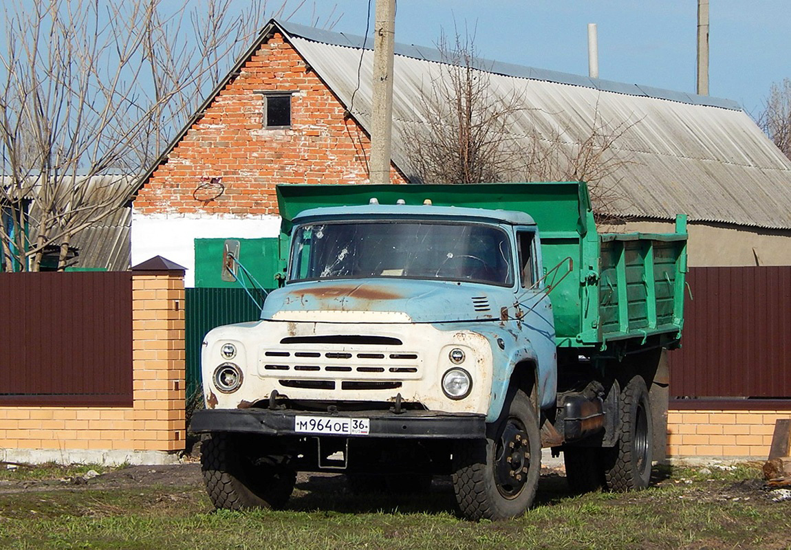 Воронежская область, № М 964 ОЕ 36 — ЗИЛ-495710