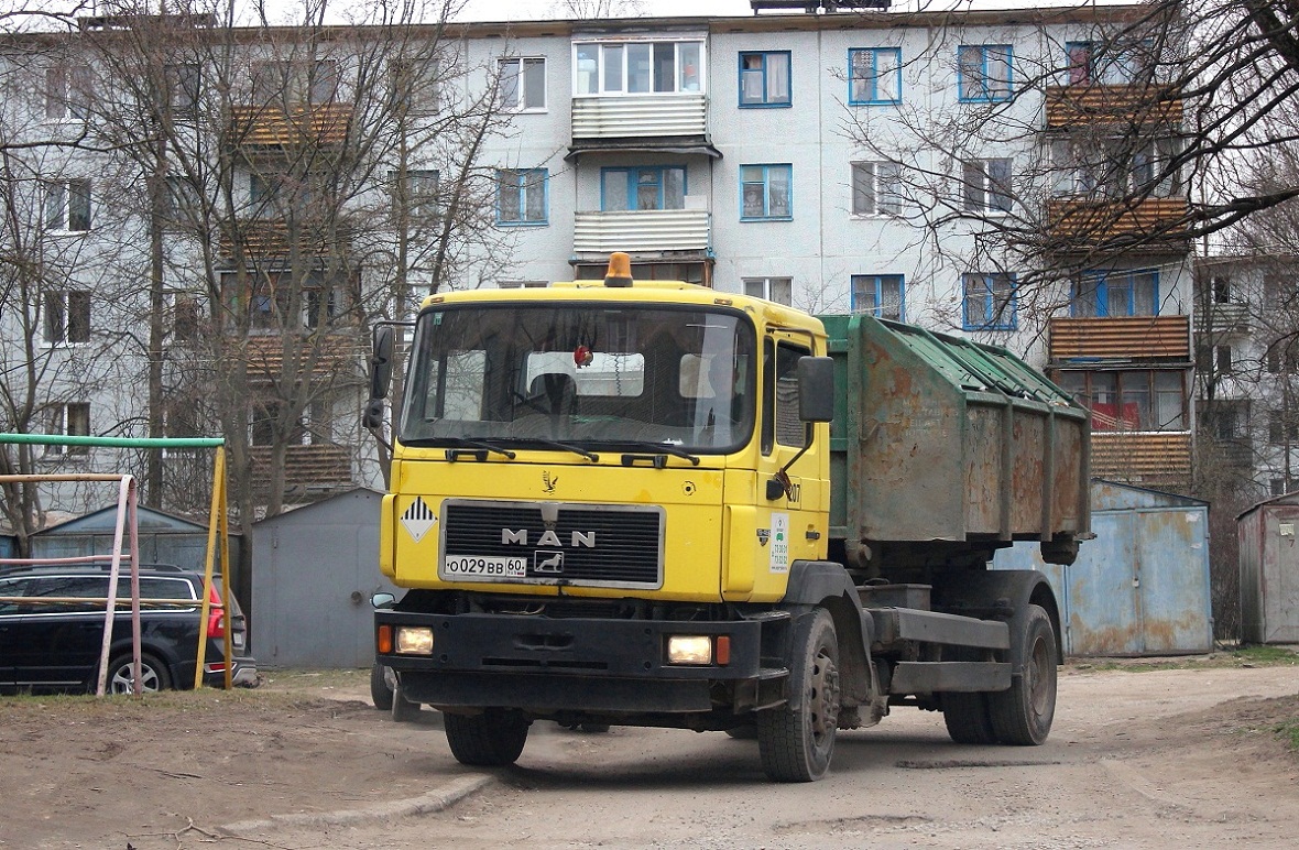 Псковская область, № О 029 ВВ 60 — MAN F2000 19.463