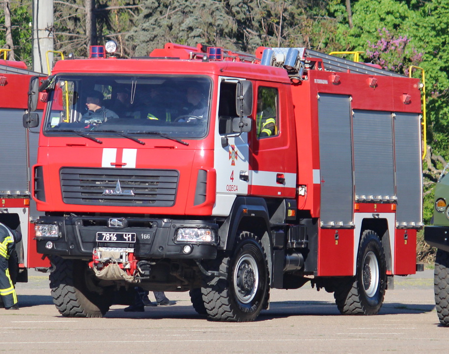 Одесская область, № 7816 Ч1 — МАЗ-530905