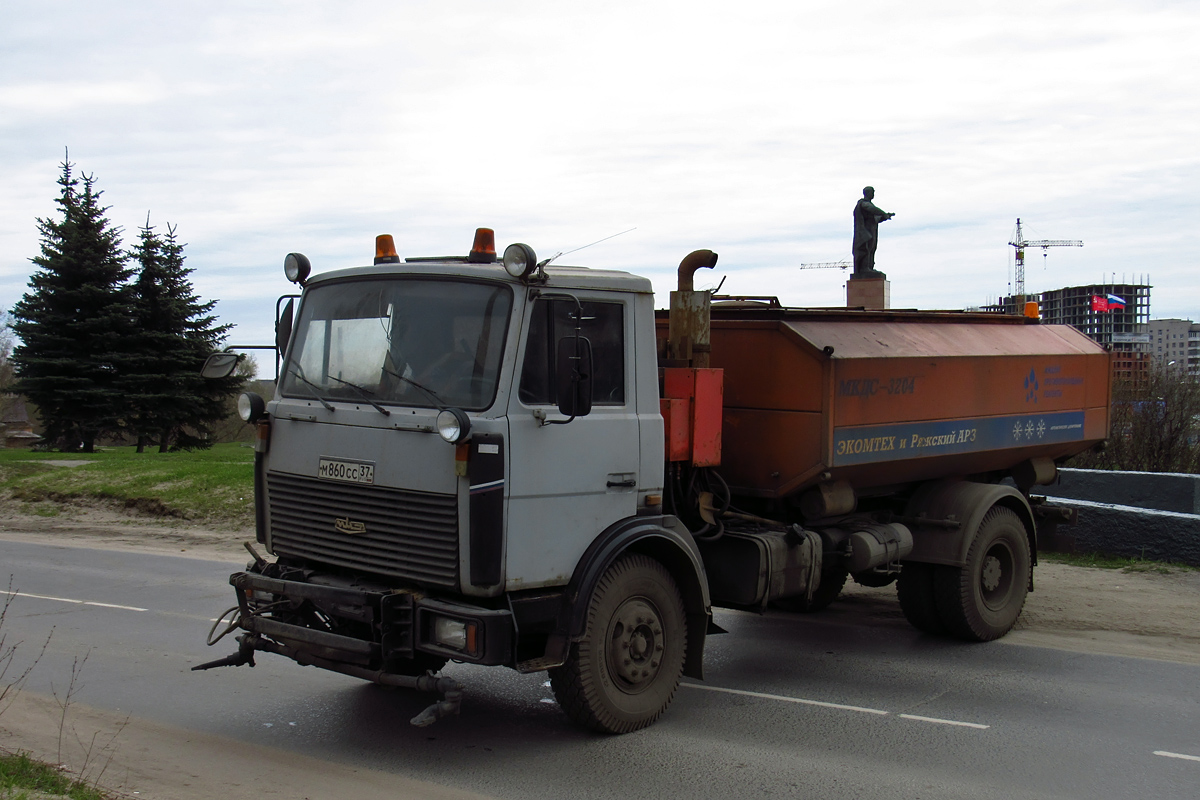 Ивановская область, № М 860 СС 37 — МАЗ-533702