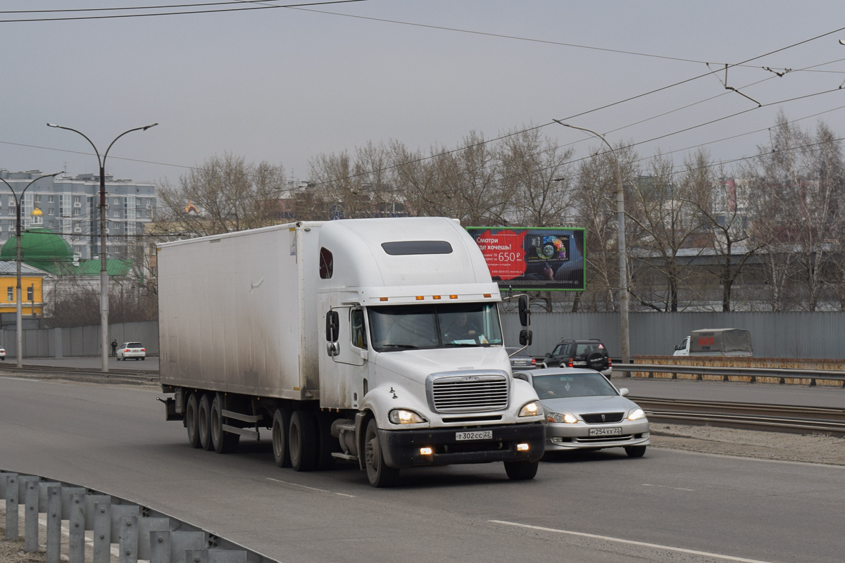 Алтайский край, № Т 302 СС 22 — Freightliner Columbia