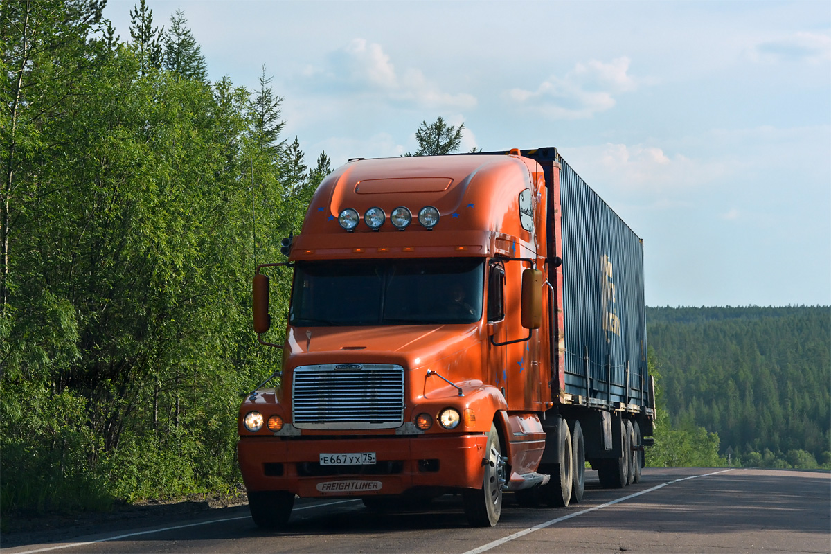 Забайкальский край, № Е 667 УХ 75 — Freightliner Century Class