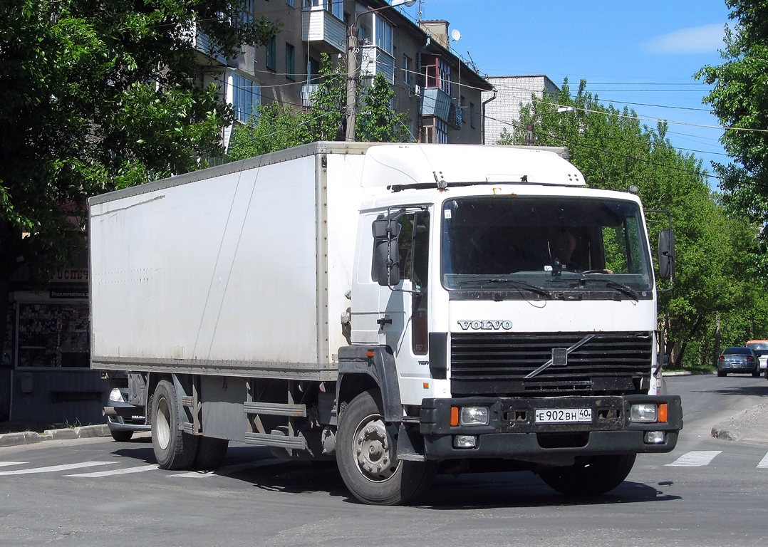 Калужская область, № Е 902 ВН 40 — Volvo FS7