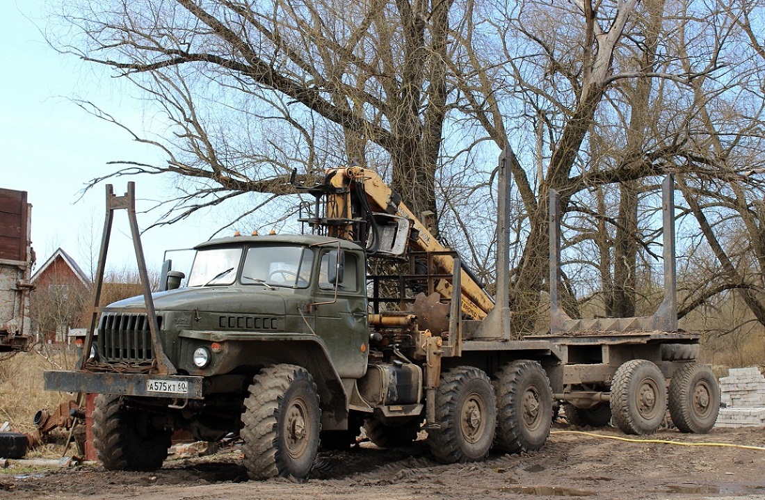 Псковская область, № А 575 КТ 60 — Урал-43202