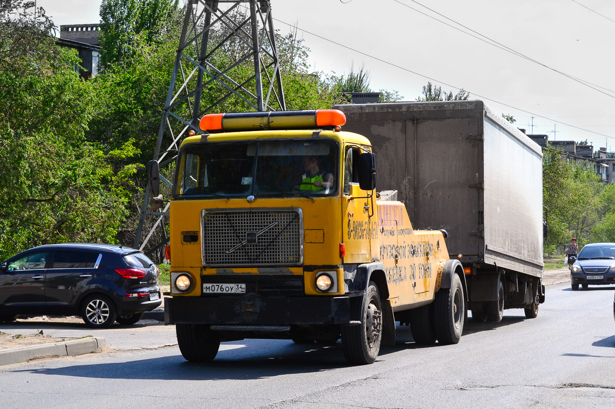 Волгоградская область, № М 076 ОУ 34 — Volvo F88