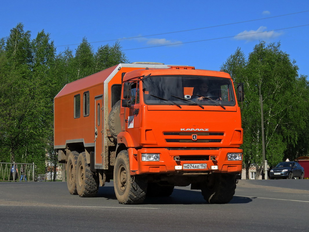 Кировская область, № Н 074 АЕ 152 — КамАЗ-43118-46