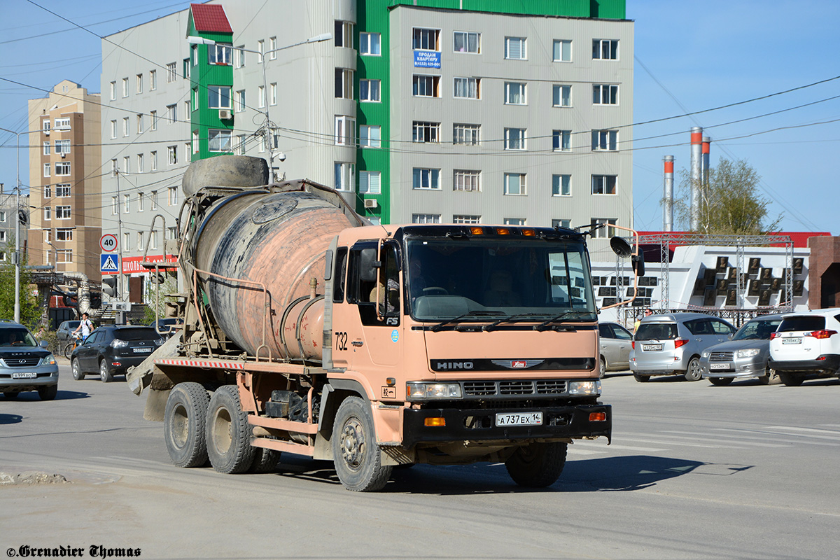 Саха (Якутия), № А 737 ЕХ 14 — Hino FS