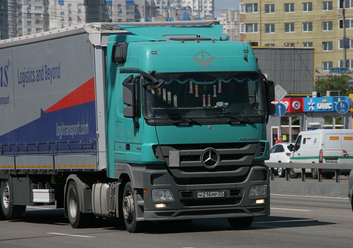 Брянская область, № Н 216 МР 32 — Mercedes-Benz Actros ('2003) 1844