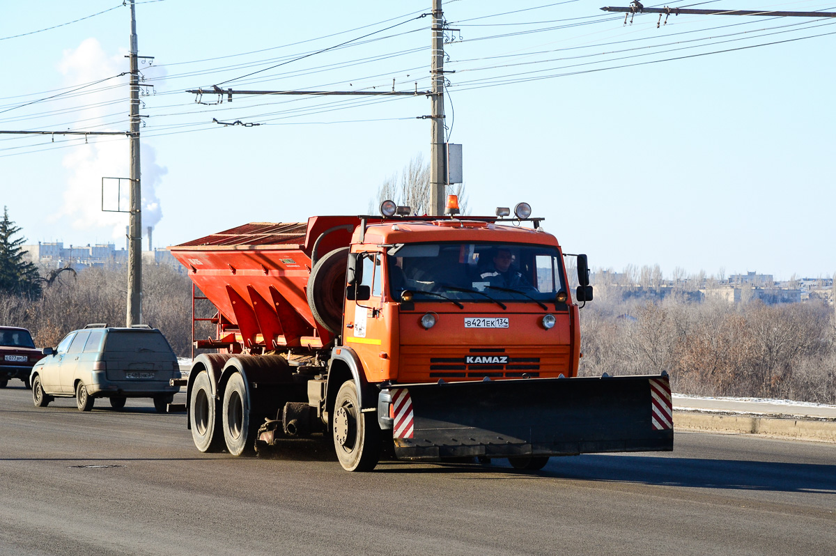 Волгоградская область, № В 421 ЕК 134 — КамАЗ-65115-62