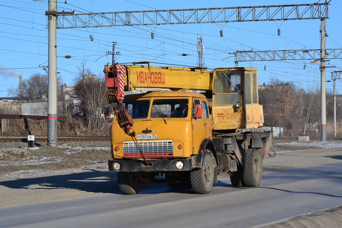 Волгоградская область, № Р 097 ЕВ 34 — МАЗ-5334