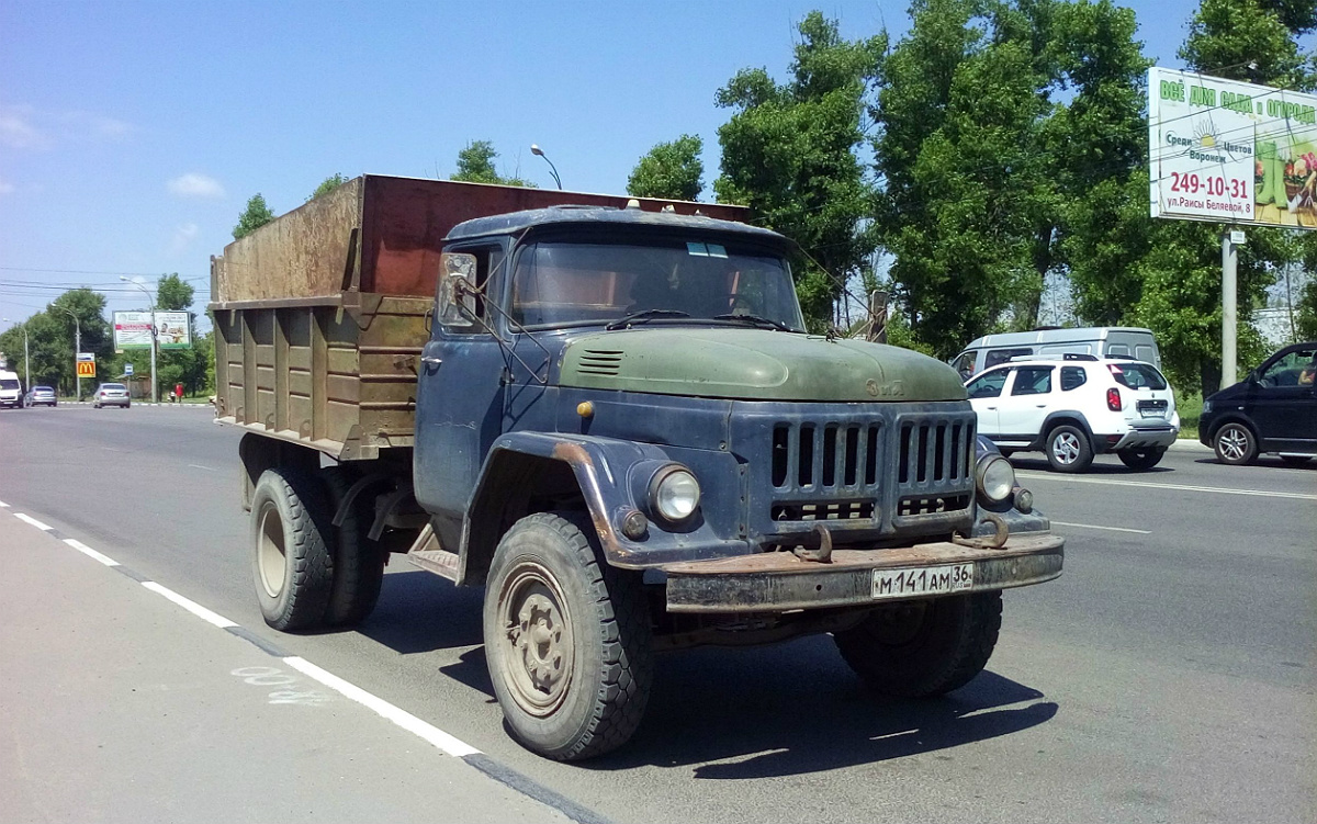 Воронежская область, № М 141 АМ 36 — ЗИЛ-495810