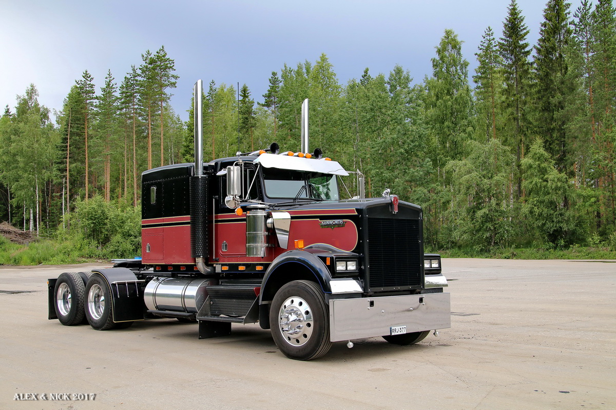 Финляндия, № RRJ-377 — Kenworth W900