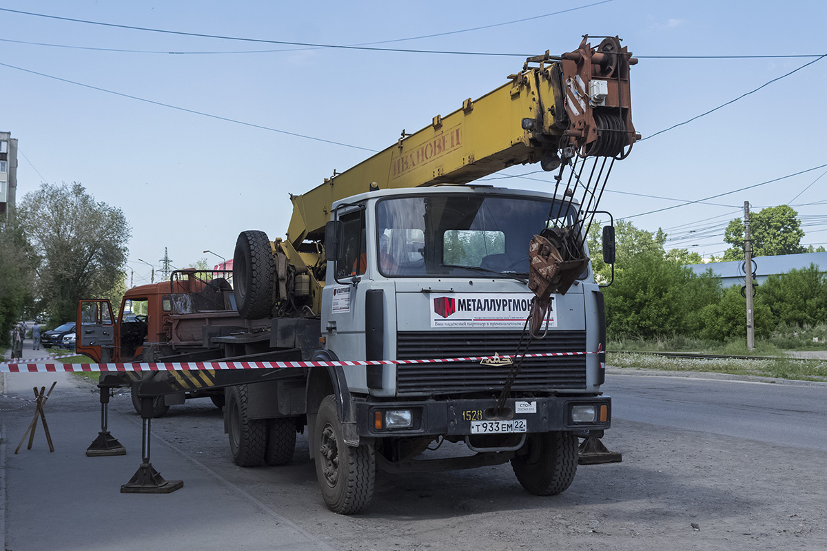 Алтайский край, № Т 933 ЕМ 22 — МАЗ-5337 [533700]