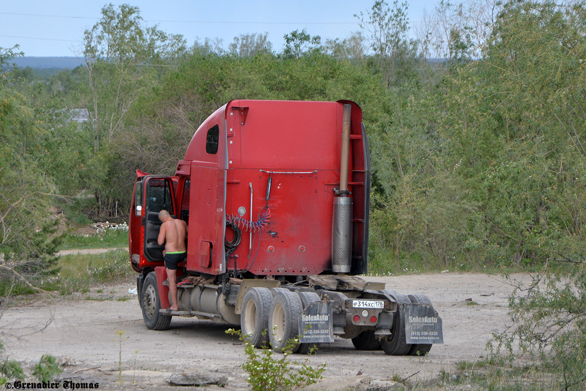 Санкт-Петербург, № Р 314 ХС 178 — Freightliner Century Class