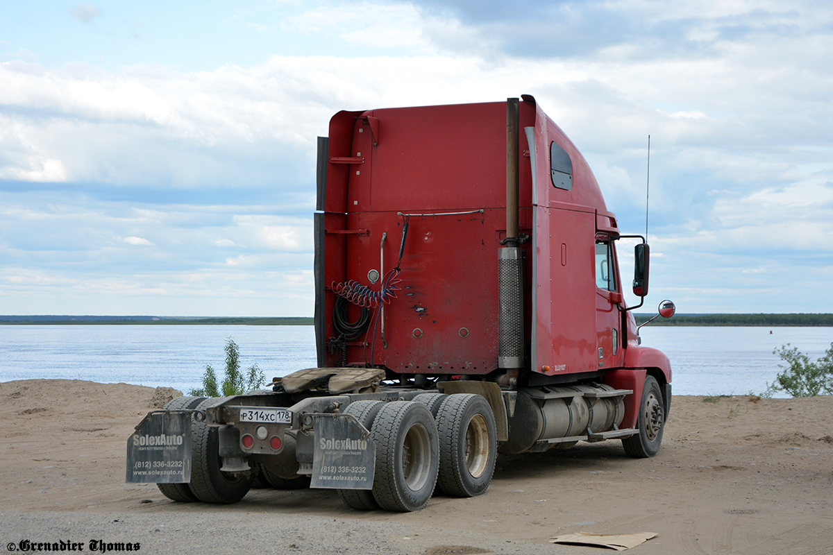 Санкт-Петербург, № Р 314 ХС 178 — Freightliner Century Class