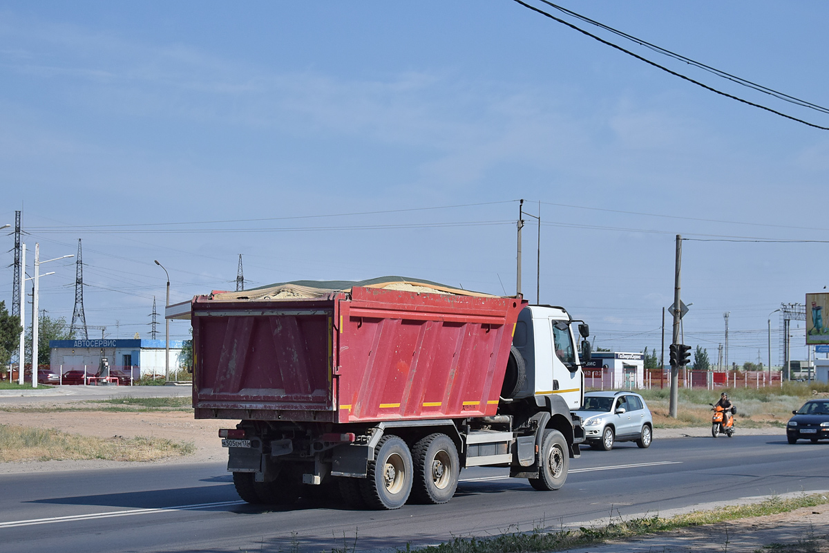 Волгоградская область, № А 505 ЕМ 134 — Renault Kerax [X9P]