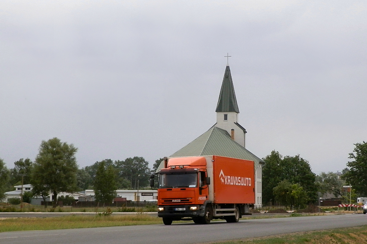 Латвия, № ZN-95 — IVECO EuroTrakker