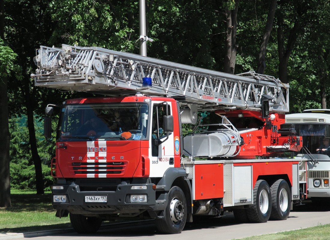 Москва, № Т 463 ХУ 197 — IVECO Trakker ('2004)